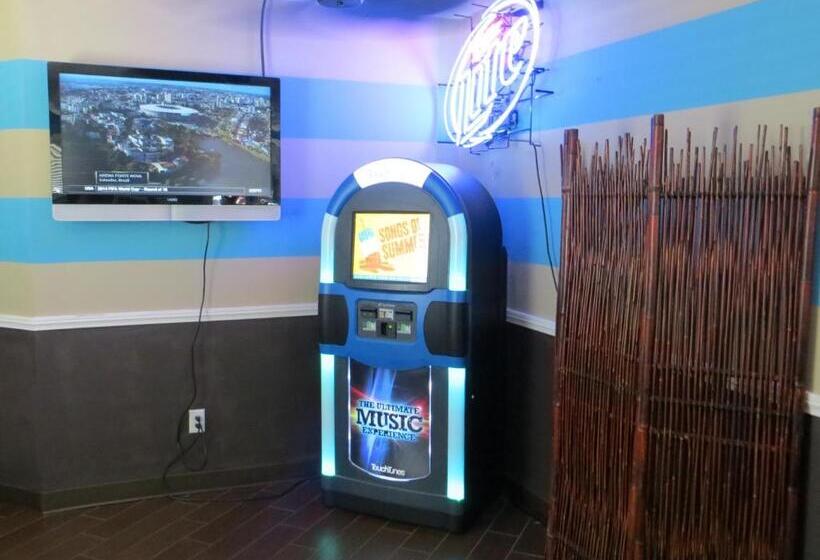 Oasis Boutique Motel