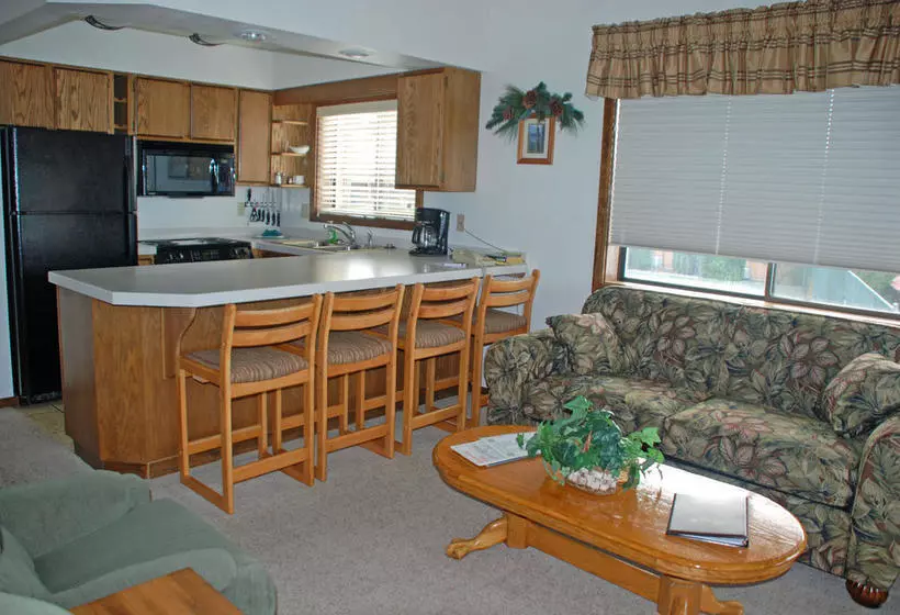 Pend Oreille Shores Resort