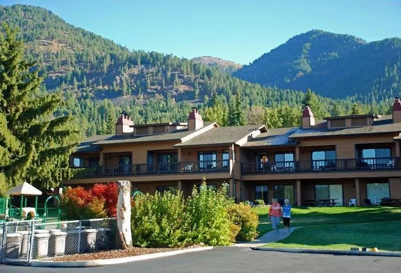 Pend Oreille Shores Resort