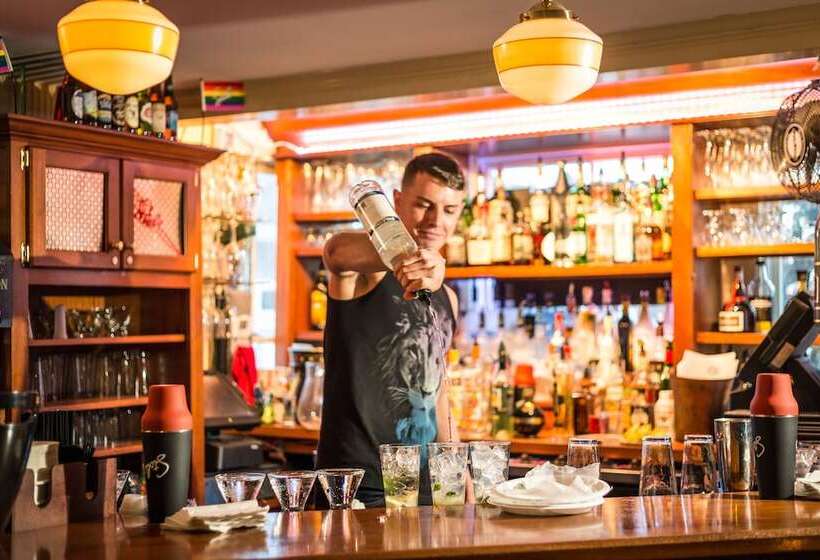 리조트 Brass Key Guesthouse Adults Only