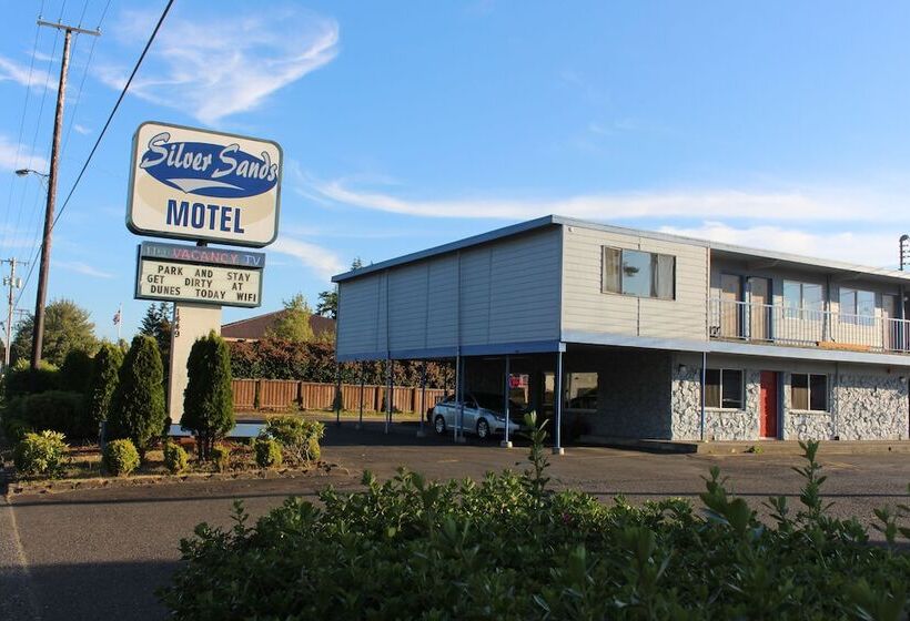 Silver Sands Motel