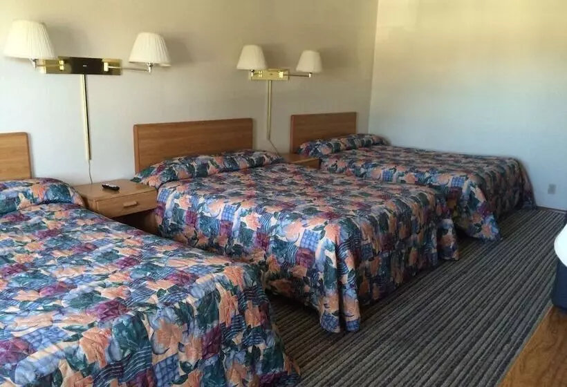 Silver Sands Motel