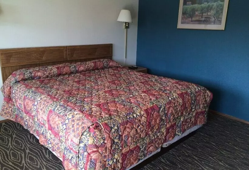 Silver Sands Motel
