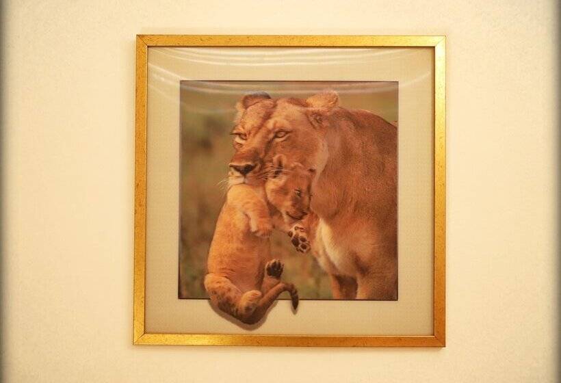 בית מלון כפרי The Royal Hermitage