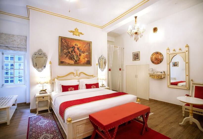 בית מלון כפרי The Royal Hermitage