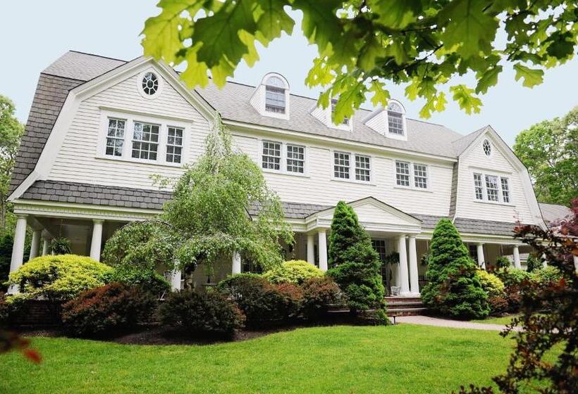 A Walk In The Woods Bed And Breakfast