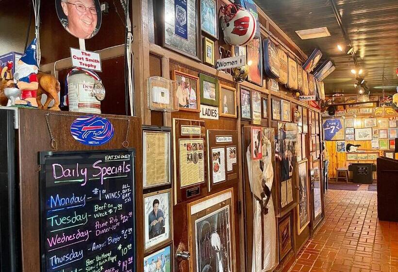 Buffalo Chip's Ranch House Motel