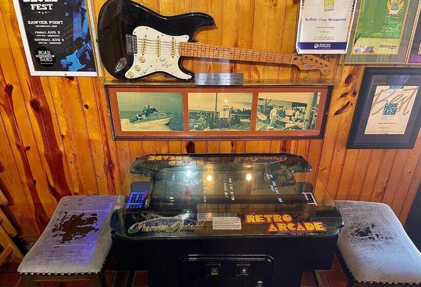 Buffalo Chip's Ranch House Motel