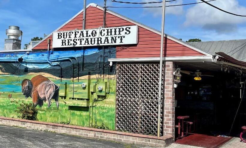 Buffalo Chip's Ranch House Motel