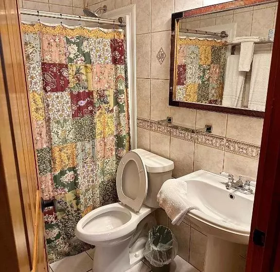 Buffalo Chip's Ranch House Motel