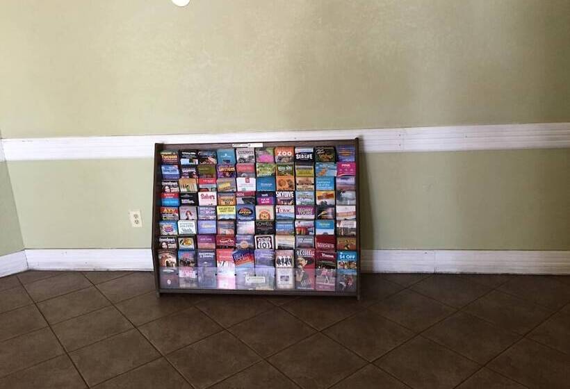 Ez 8 Motel Airporter