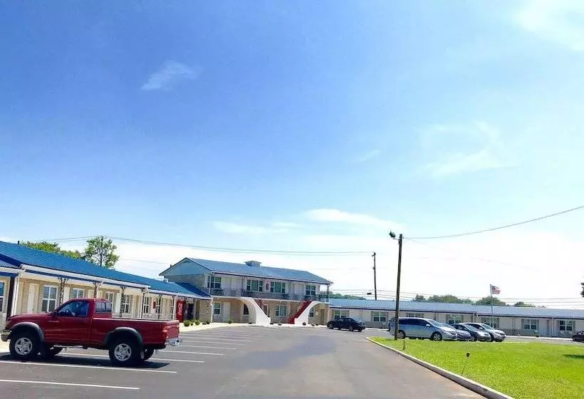 Horse Cave Motel
