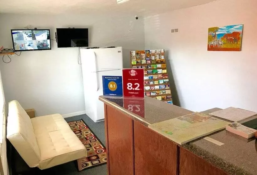 Horse Cave Motel