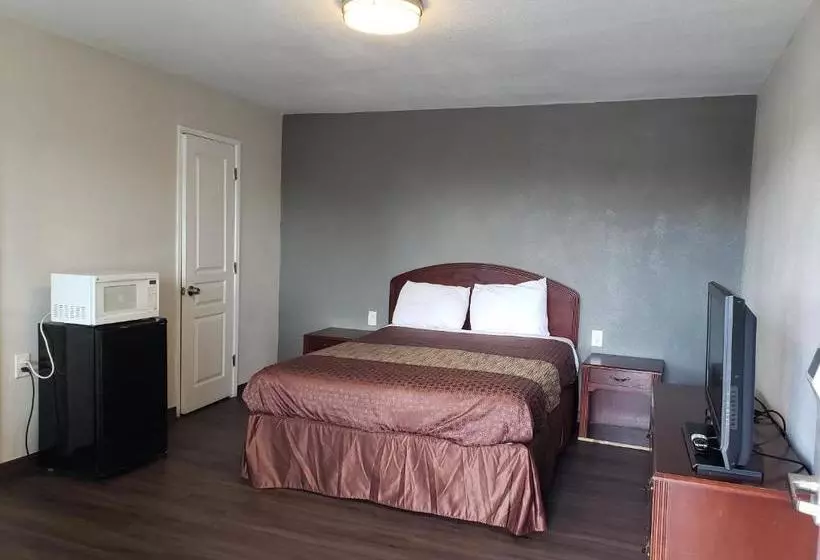 Hotelli Classic Inn And Suites