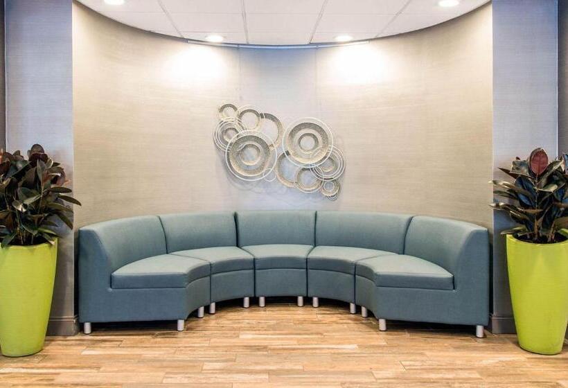 Отель Comfort Inn Largo Washington Dc East