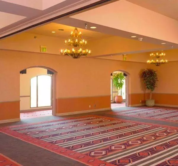 هتل The Lodge At Santa Fe