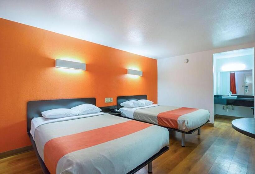 Motel 6 Round Rock, Tx