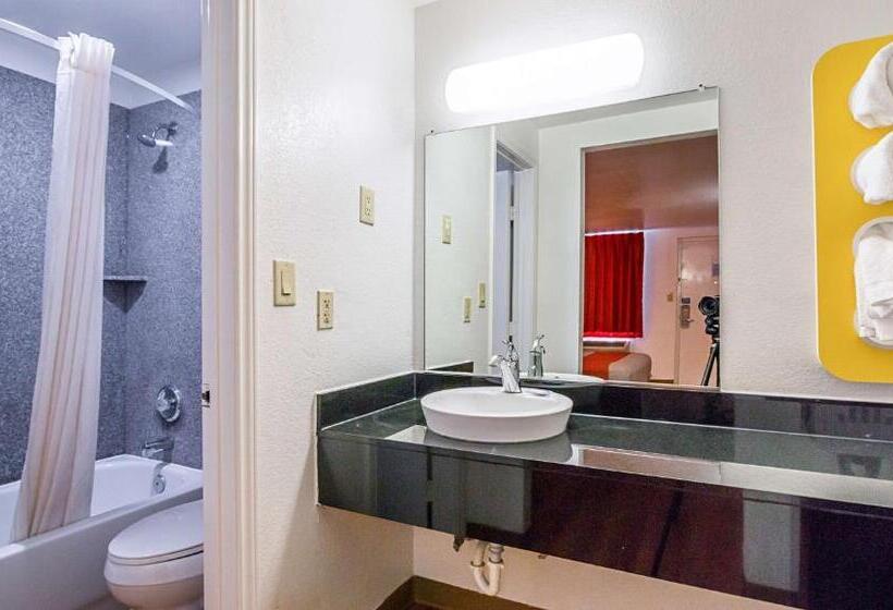 Motel 6 Round Rock, Tx