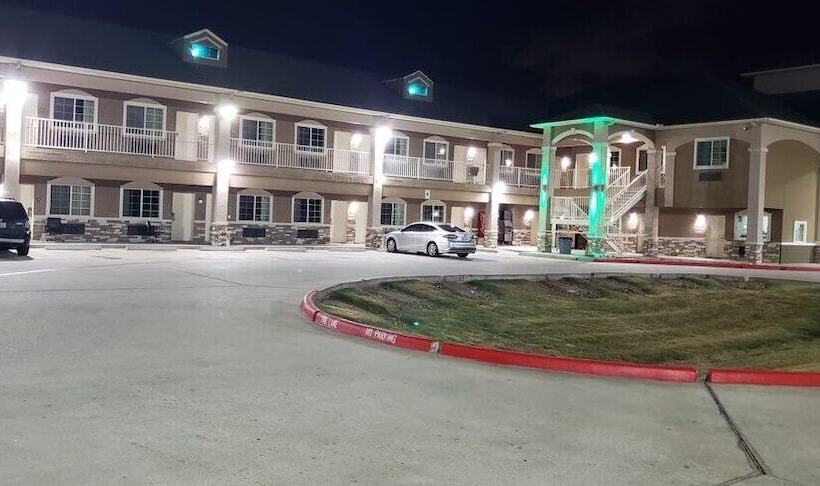 فندق على الطريق Highlands Suites