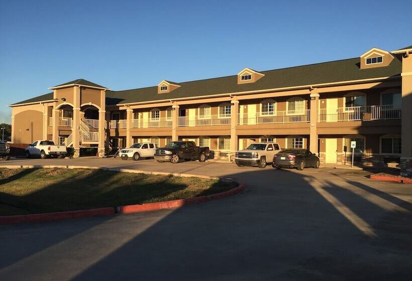 فندق على الطريق Highlands Suites