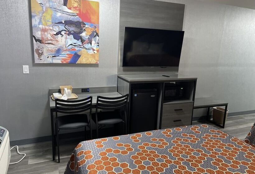 汽车旅馆 The Wayne Inn