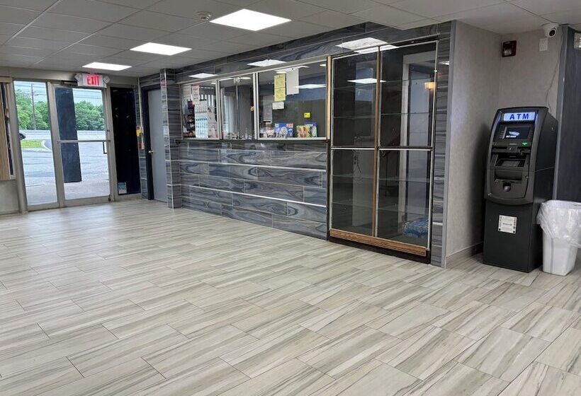 汽车旅馆 The Wayne Inn