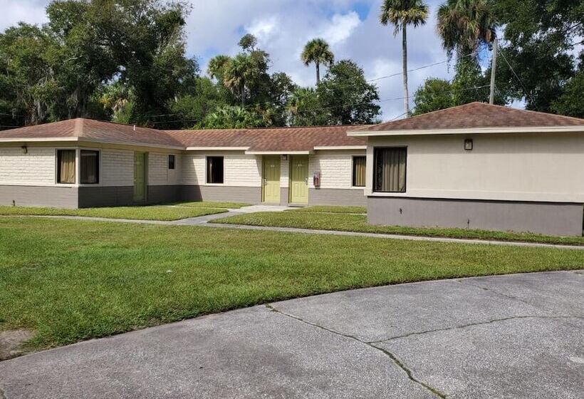 فندق على الطريق Travel Inn Daytona