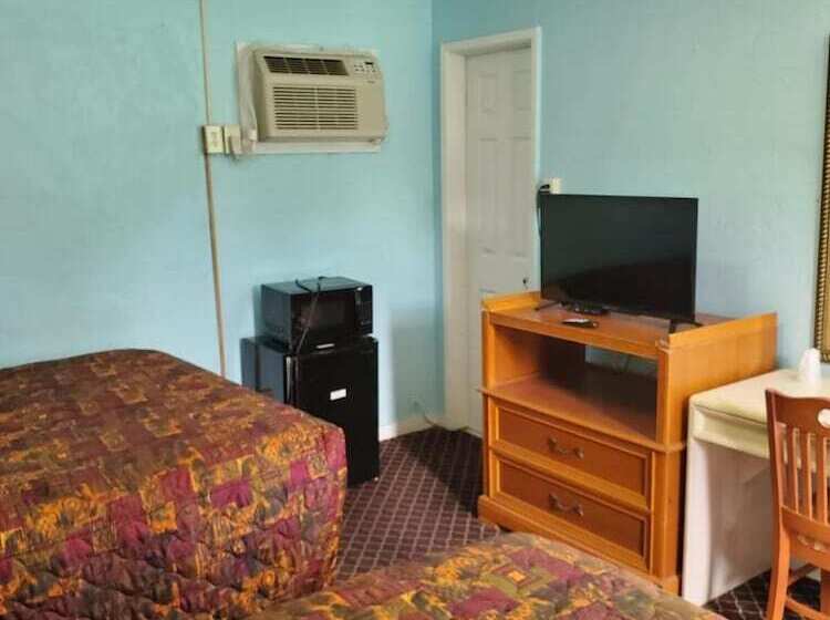 فندق على الطريق Travel Inn Daytona