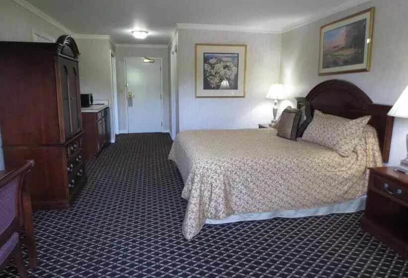 Lomakeskus Roosevelt Inn & Suites Saratoga Springs