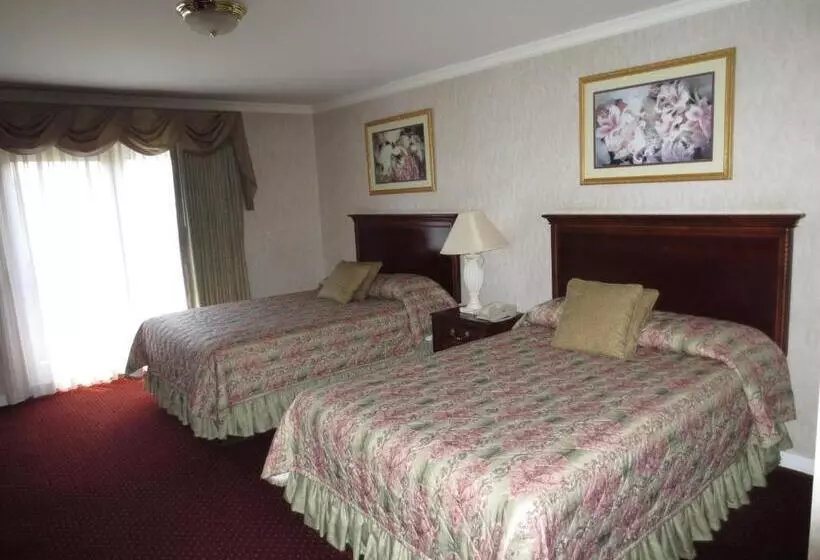 Lomakeskus Roosevelt Inn & Suites Saratoga Springs