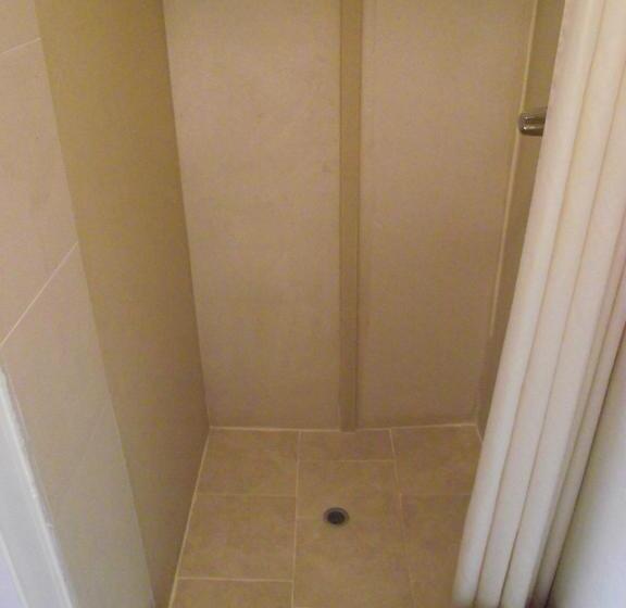 Sand Piper Motel   Los Angeles