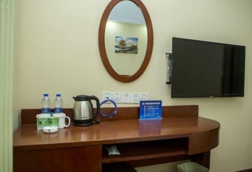 Otel Greentree Inn Beijing Yanqing Railway Station