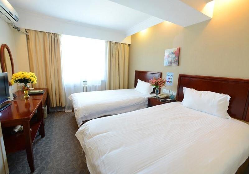 Отель Greentree Inn Jiangsu Taizhou Yingchun W) Road Walking Street Express