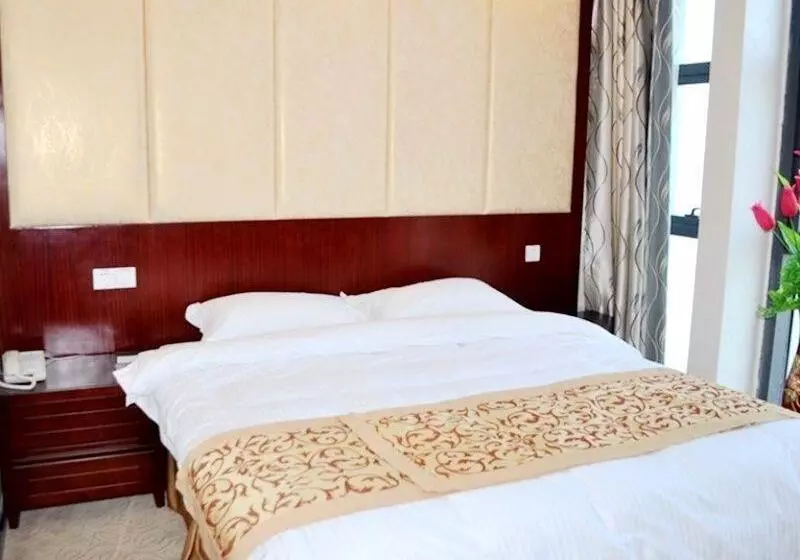 Hotelli Greentree Inn Jiangsu Yancheng West Bus Station Business