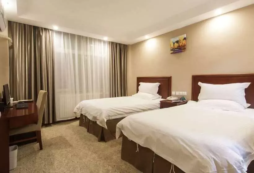 Hotelli Greentree Inn Puyang Pushang Huanghe Road
