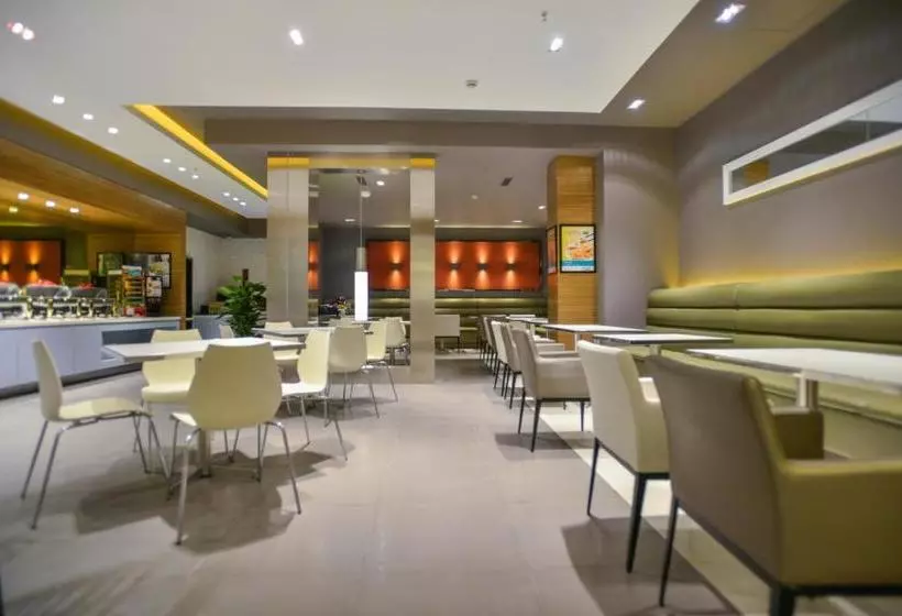 ホテル Jinjiang Inn Wuhan Minsheng Road Dayang Genetal Mechandise