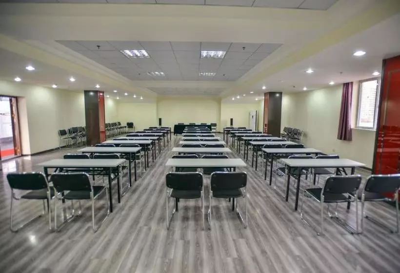 ホテル Jinjiang Inn Wuhan Minsheng Road Dayang Genetal Mechandise