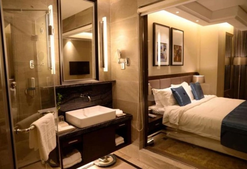 Otel Qianxi Business