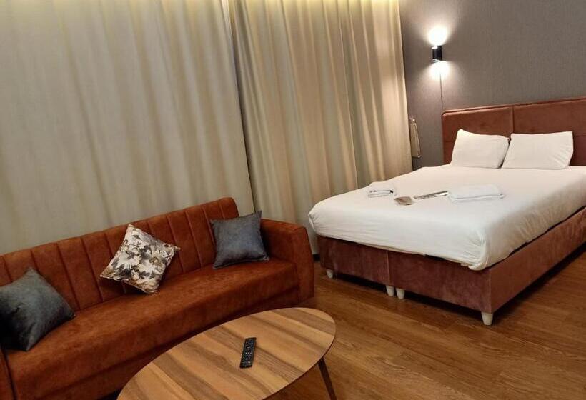 בית מלון כפרי Doğan Palace