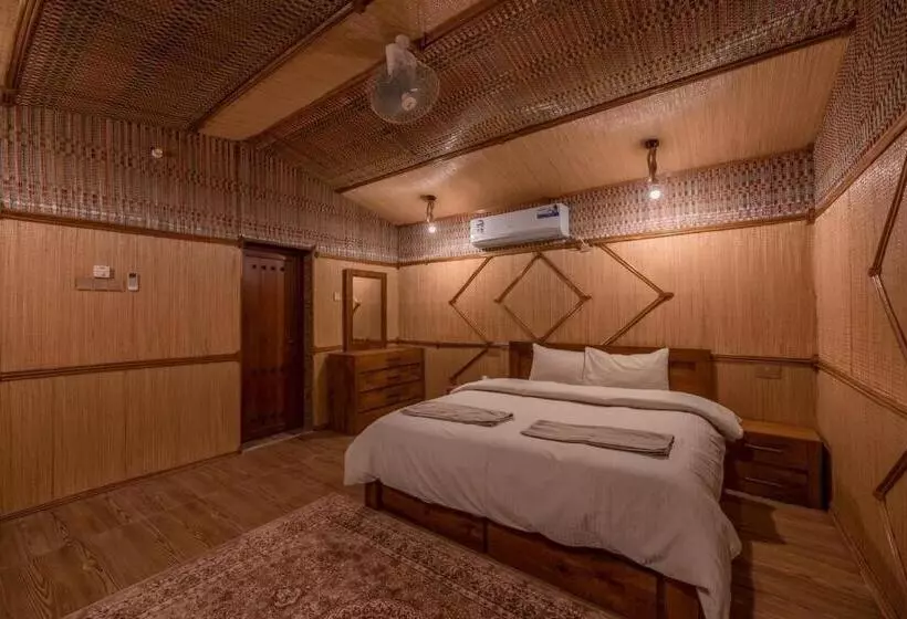 هاستل Antique Inn