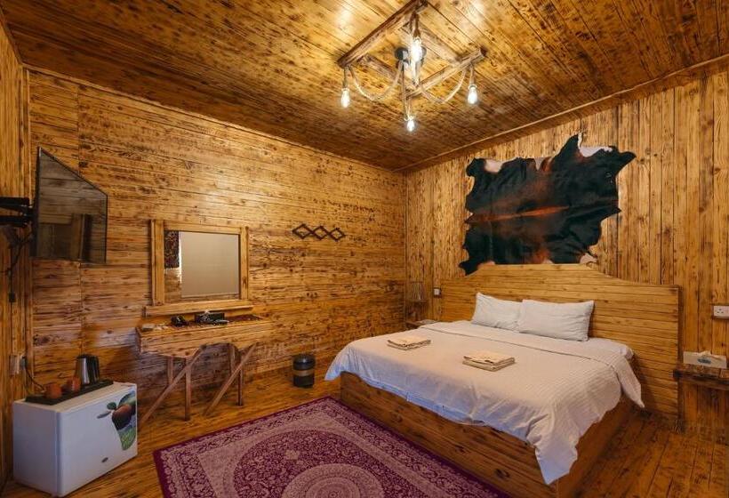 هاستل Antique Inn