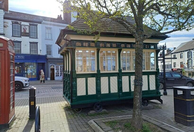 Charming 2 Bed Cottage In Central Ripon