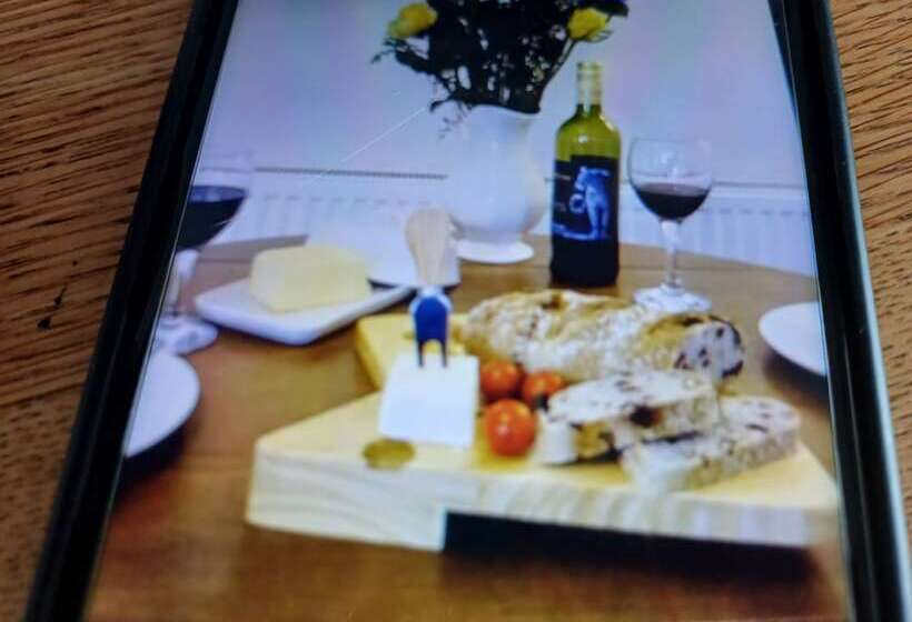 Charming 2 Bed Cottage In Central Ripon