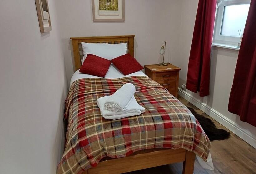 Charming 2 Bed Cottage In Central Ripon