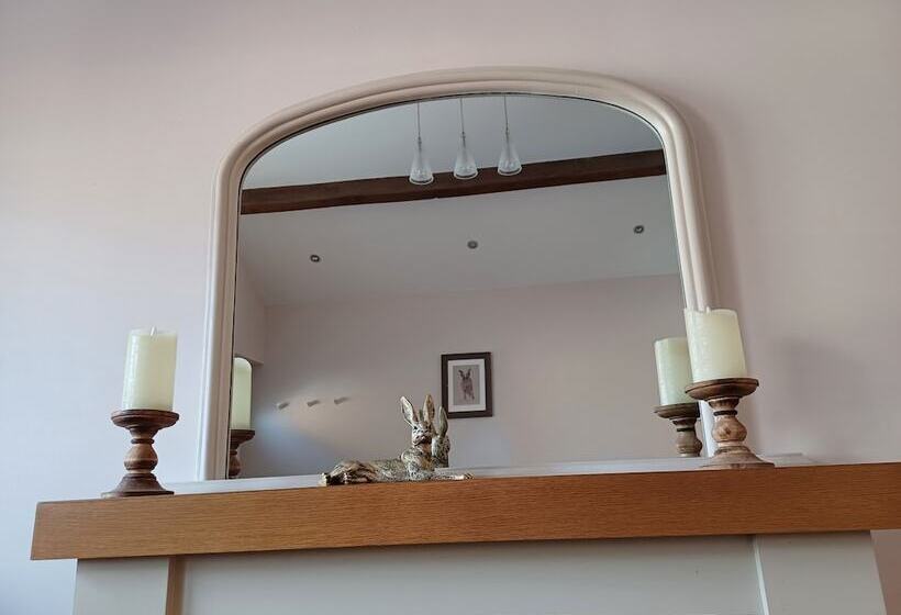 Charming 2 Bed Cottage In Central Ripon