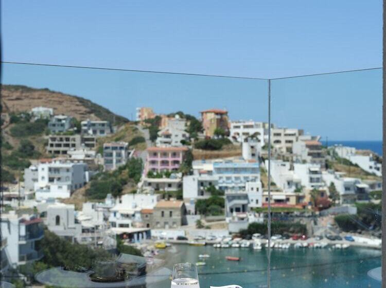 Golden Luxury Suites