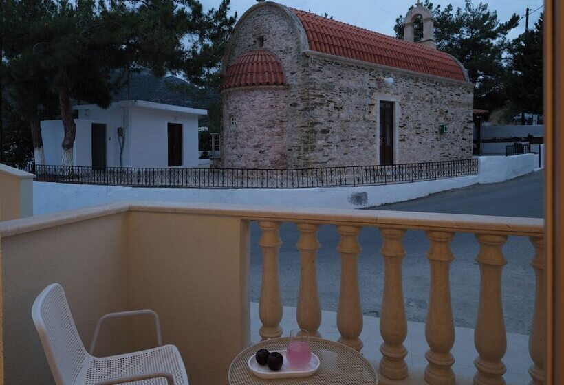 Golden Luxury Suites