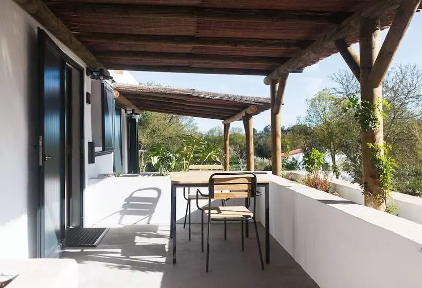 ホテル Gandum Village