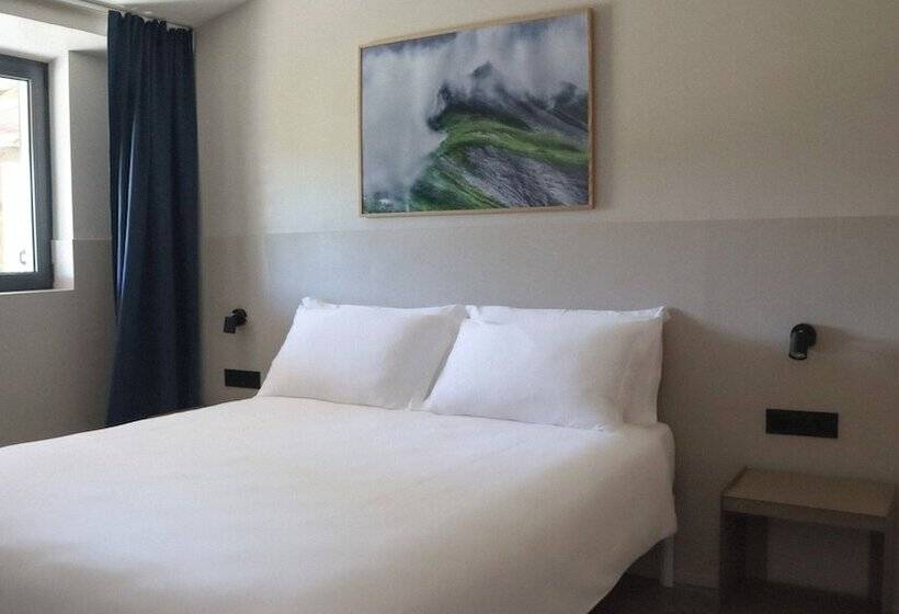 ホテル Gandum Village