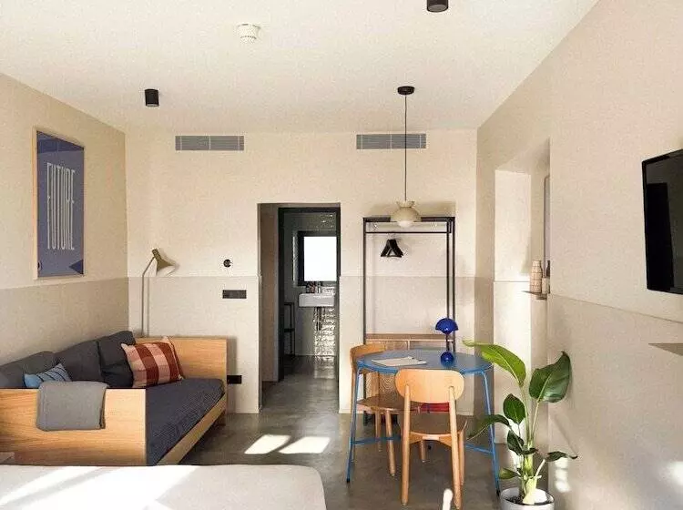 ホテル Gandum Village